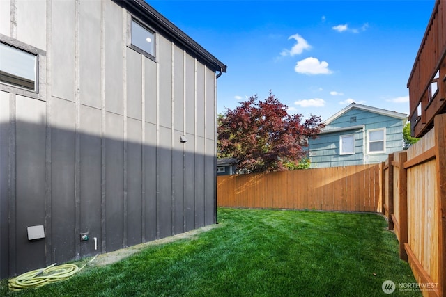 3720 36th Ave SW Unit B, Seattle, WA 98126 - view of yard