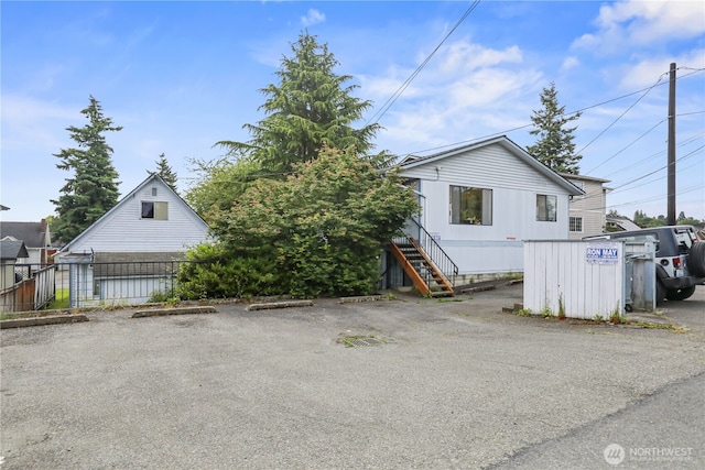 3718 Wetmore Ave, Everett, WA 98201 - view of front of property with stairway