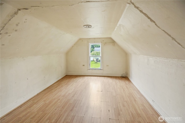 3718 Wetmore Ave, Everett, WA 98201 - bonus room featuring light wood-style floors and vaulted ceiling