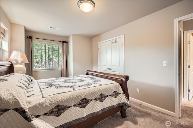 4306 Maple St SE, Olympia, WA 98501 - bedroom featuring carpet floors and a closet