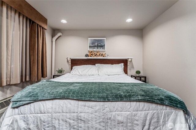322 W Woodin Ave Unit 620, Chelan, WA 98816 - bedroom with recessed lighting and baseboard heating