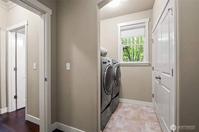 2413 Peabody St, Bellingham, WA 98225 - washroom featuring separate washer and dryer and baseboards