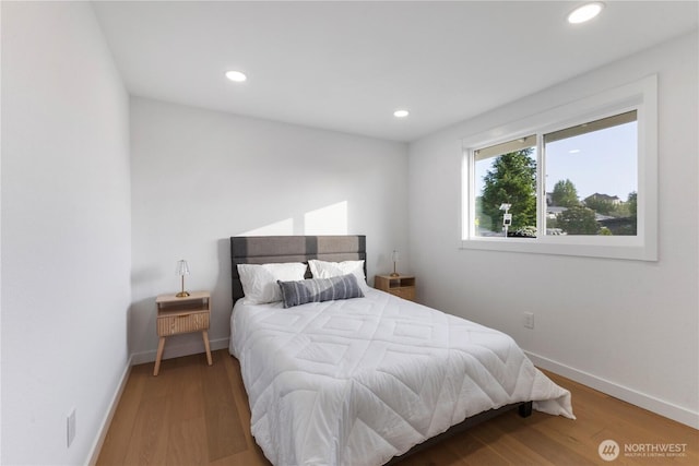 28830 11th Ave S, Federal Way, WA 98003 - bedroom featuring baseboards, wood finished floors, and recessed lighting