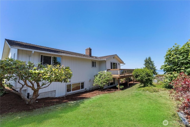 28830 11th Ave S, Federal Way, WA 98003 - view of grassy yard featuring a wooden deck