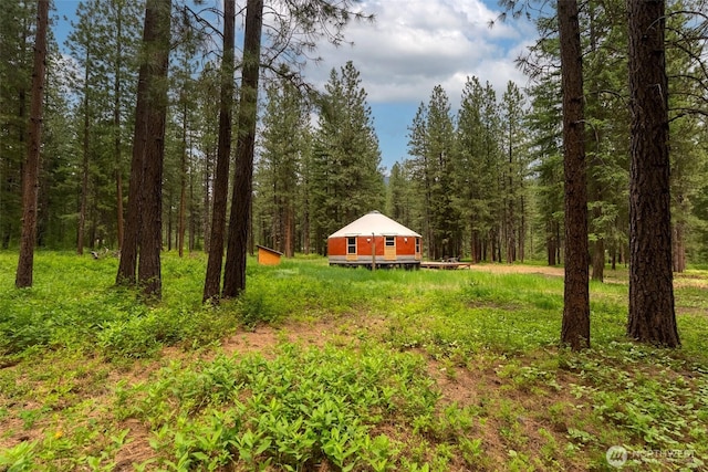 39 Ulrich Ln, Mazama, WA 98833 - view of yard featuring a forest view