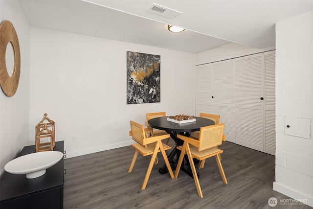 1136 N 146th Pl, Shoreline, WA 98133 - dining space with dark wood finished floors and baseboards