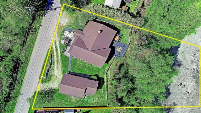 987 Cavalero Rd, Camano Island, WA 98282 - view from above of property featuring property boundaries highlighted