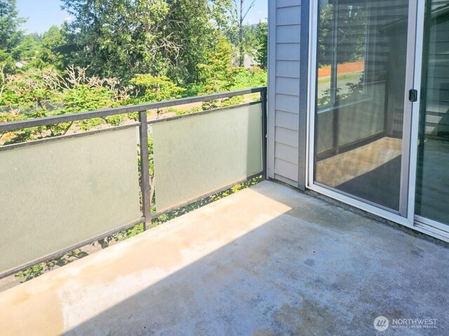 2611 NE 4th St Unit 234, Renton, WA 98056 - view of balcony