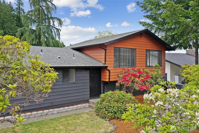 104 Hawthorn Ln, Shelton, WA 98584 - back of house with a shingled roof