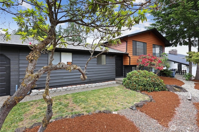 104 Hawthorn Ln, Shelton, WA 98584 - view of tri-level home