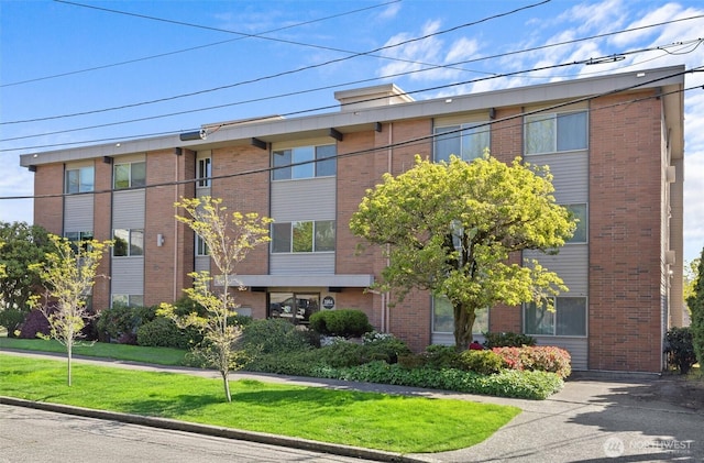 1964 26th Ave W Unit 102, Seattle, WA 98199 - view of building exterior