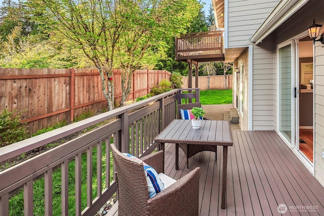 6513 156th Ave SE, Bellevue, WA 98006 - wooden terrace featuring a fenced backyard