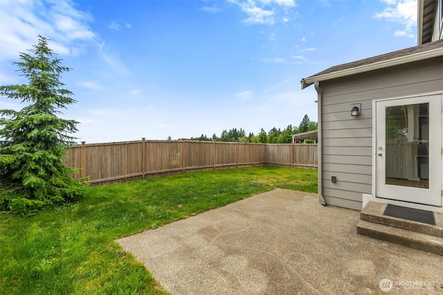 2719 Fiddleback St NE, Lacey, WA 98516 - view of yard featuring a patio