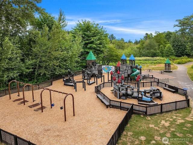 12315 NE 97th St Unit G, Kirkland, WA 98033 - view of community play area