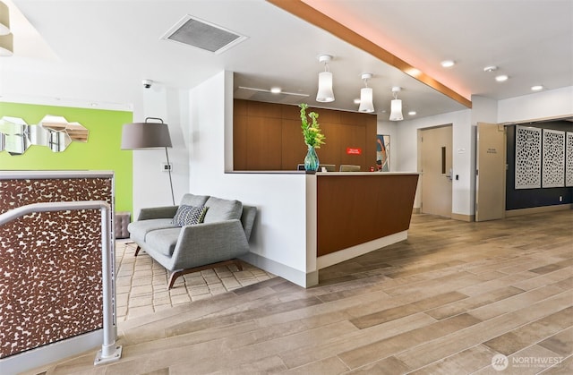 1760 NW 56th St Unit 608, Seattle, WA 98107 - welcome area featuring recessed lighting