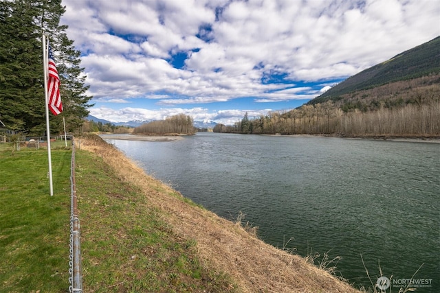8789 Cedar Ct, Sedro Woolley, WA 98284 - water view featuring a mountain backdrop