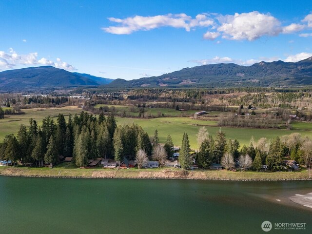 8789 Cedar Ct, Sedro Woolley, WA 98284 - view of mountain background featuring a nearby body of water