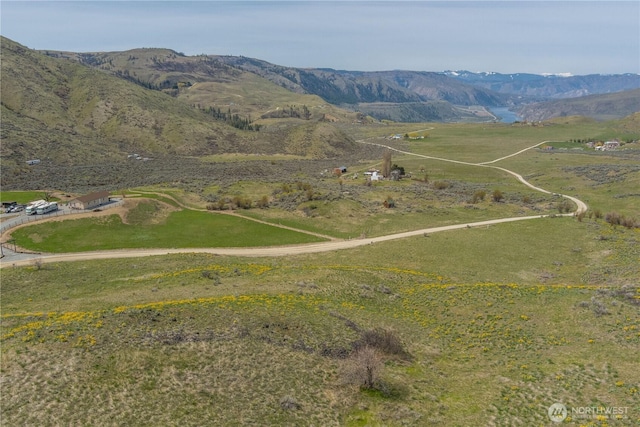 80 Chelan Hills Acres Rd, Orondo, WA 98843