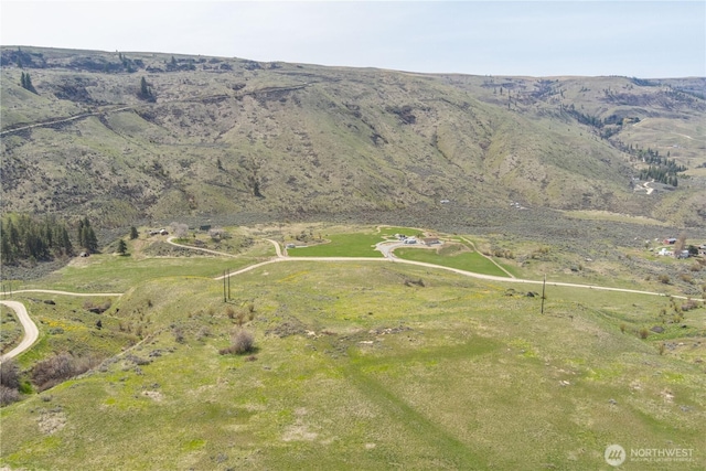 80 Chelan Hills Acres Rd, Orondo, WA 98843