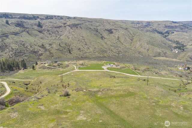 80 Chelan Hills Acres Rd, Orondo, WA 98843