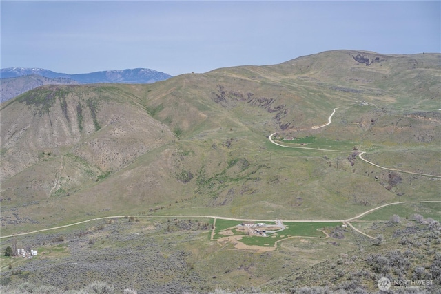 80 Chelan Hills Acres Rd, Orondo, WA 98843