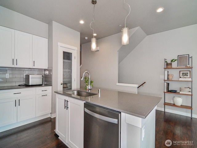 3230 148th St SW Unit C1, Lynnwood, WA 98087 - kitchen featuring stainless steel dishwasher, a sink, dark wood finished floors, backsplash, and recessed lighting