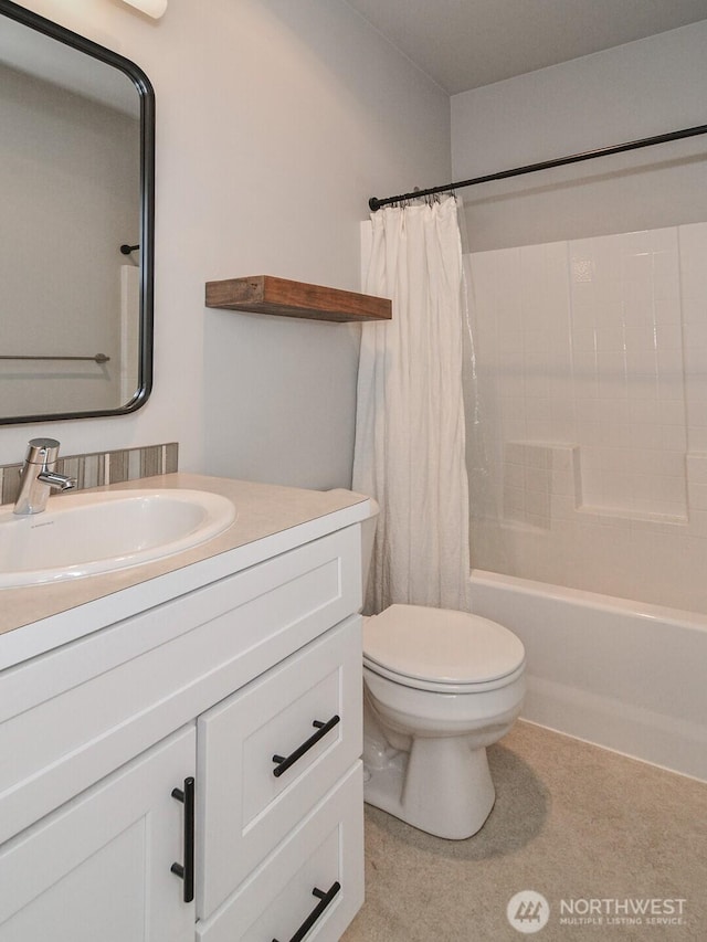 3230 148th St SW Unit C1, Lynnwood, WA 98087 - full bath featuring toilet, vanity, and shower / bath combo