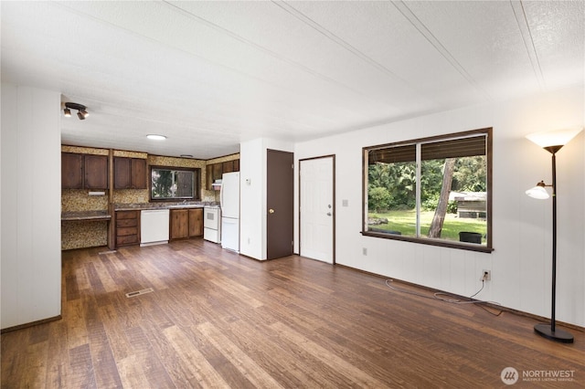 12833 Squaw Wood Ln SE, Rainier, WA 98576 - photo 29