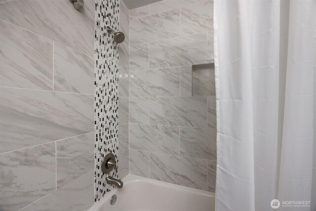 10210 NE 23rd St, Bellevue, WA 98004 - full bath with shower / bath combination with curtain