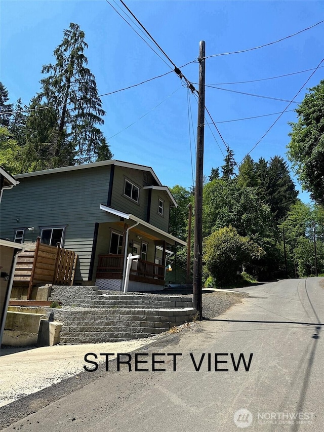 511 Baila Way, Aberdeen, WA 98520 - view of front of property featuring a porch