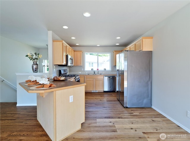 2409 NE 11th Ct, Renton, WA 98056 - photo 6