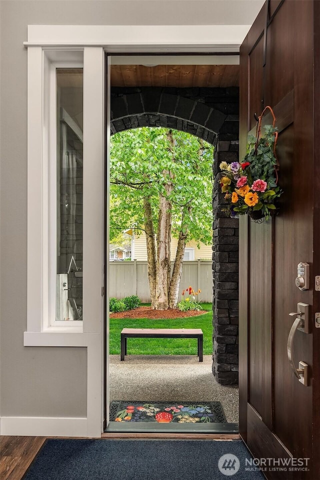 13039 56th Ave, Tukwila, WA 98178 - doorway with baseboards