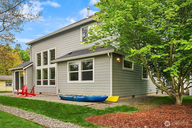 13039 56th Ave, Tukwila, WA 98178 - back of property with a patio, roof with shingles, and a yard