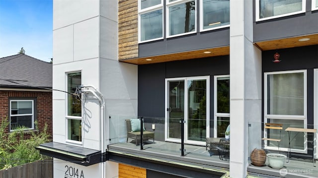 2014 E Pine St Unit A, Seattle, WA 98122 - exterior view of stucco siding