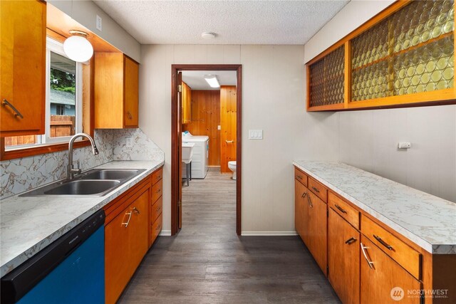 16327 Smokey Point Blvd Unit 1 & 2, Marysville, WA 98271 - kitchen with dishwashing machine, a sink, dark wood-style flooring, light countertops, and a textured ceiling