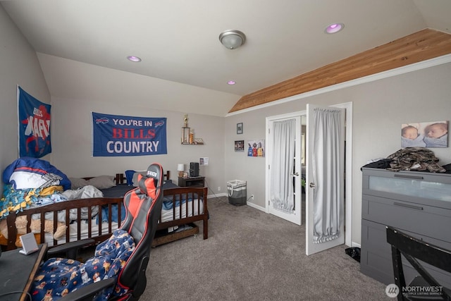 331 Viewmont Dr SE, Moses Lake, WA 98837 - bedroom featuring lofted ceiling, dark carpet, recessed lighting, and baseboards