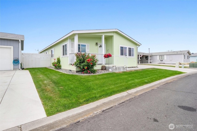 1701 E Burr Ave Unit 36, Moses Lake, WA 98837 - view of front of home with driveway