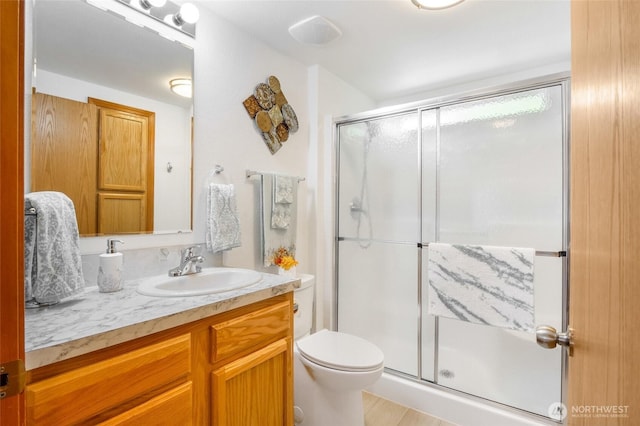 1701 E Burr Ave Unit 36, Moses Lake, WA 98837 - full bath with vanity and a stall shower