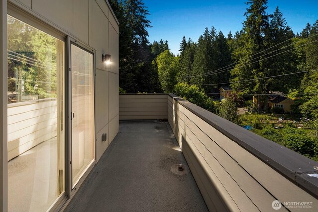 16422 76th Ave NE, Kenmore, WA 98028 - view of balcony