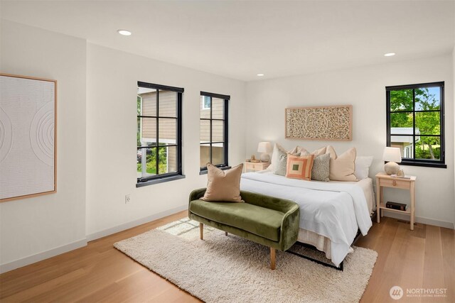 332 6th Ave, Kirkland, WA 98033 - bedroom featuring light wood-type flooring, recessed lighting, and baseboards