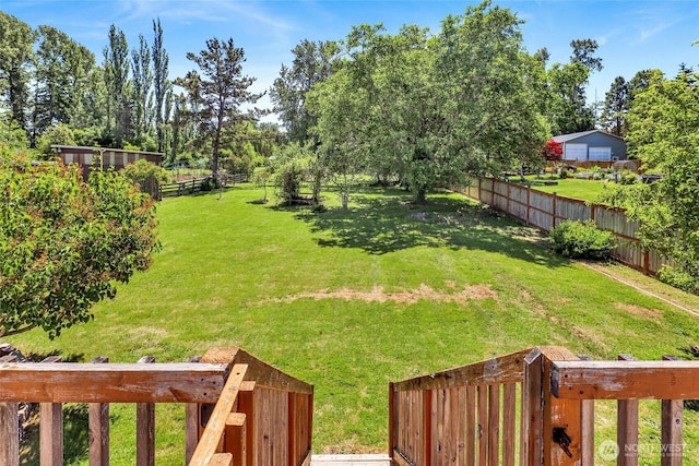 3125 Mcleod Rd, Bellingham, WA 98225 - view of yard