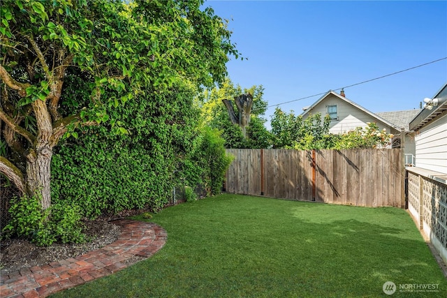 1210 S Mcclellan St, Seattle, WA 98144 - view of yard
