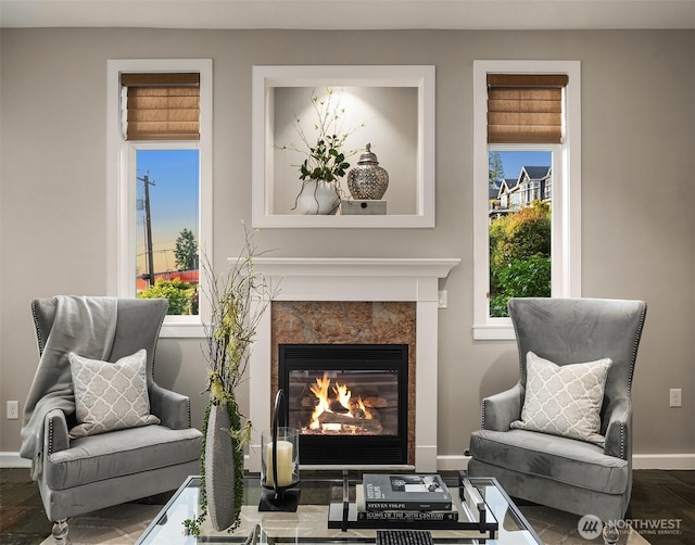 6819 SE 32nd St, Mercer Island, WA 98040 - living area with baseboards and a glass covered fireplace
