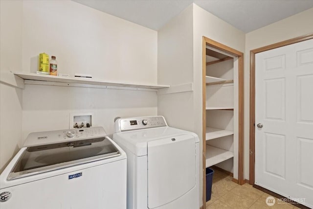 42480 N State Route 25, Davenport, WA 99122 - laundry room featuring washer and clothes dryer