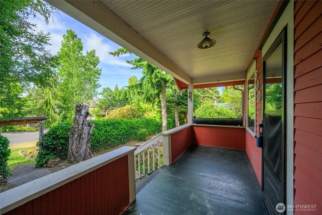500 Wilson Ave, Bellingham, WA 98225 - view of covered porch