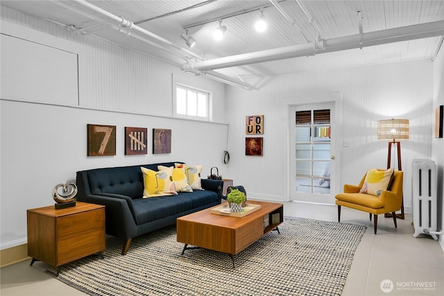 2008 Nob Hill Ave N, Seattle, WA 98119 - living area with radiator