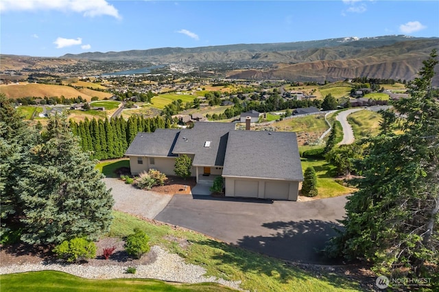 4261 April Dr, Wenatchee, WA 98801 - view of subject property featuring mountains