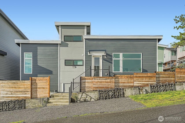 1808 S Raymond St, Seattle, WA 98108 - view of contemporary house