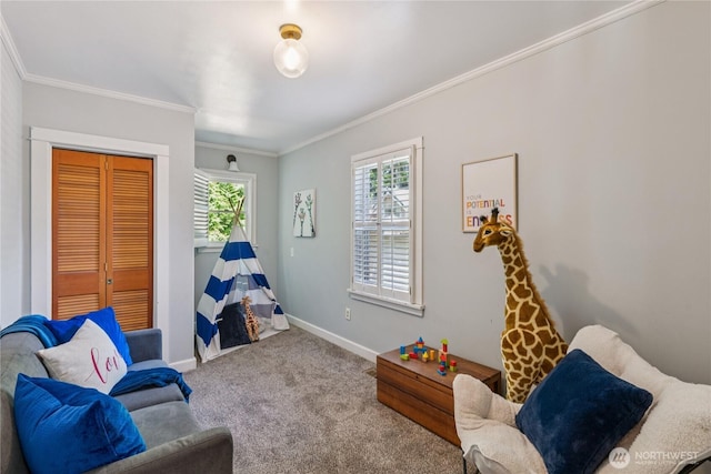13257 4th Ave S, Burien, WA 98168 - carpeted living room with crown molding and baseboards