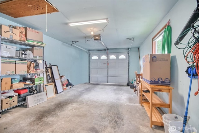 152 S 324th Pl Unit 65, Federal Way, WA 98003 - garage with a garage door opener